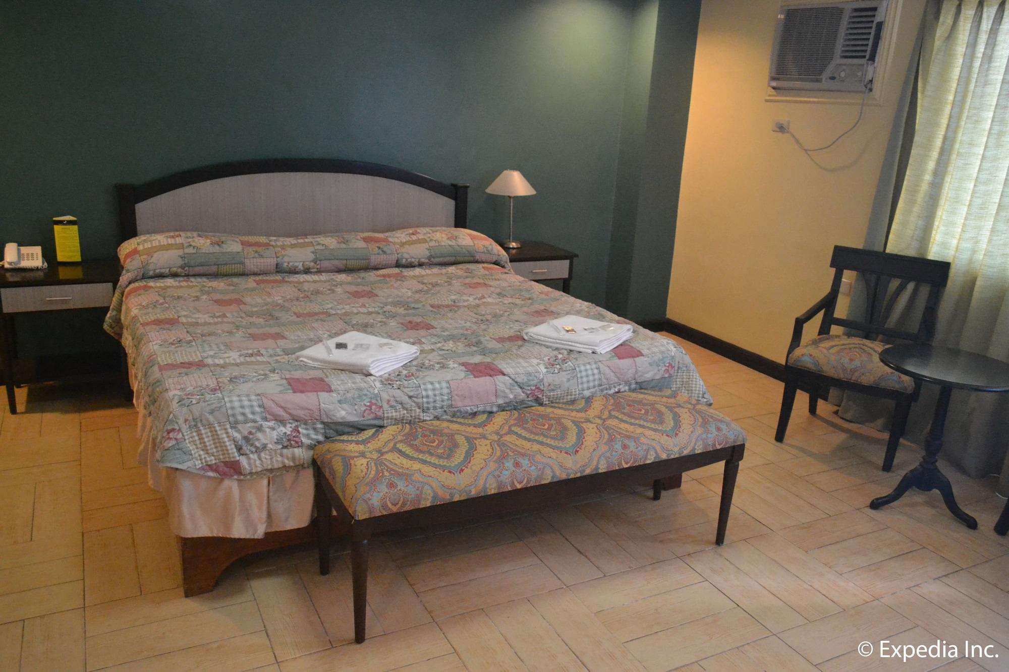 Tagaytay Country Hotel Тагайтай Экстерьер фото