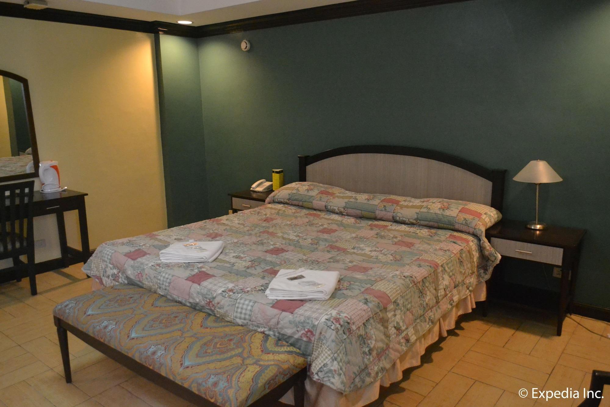 Tagaytay Country Hotel Тагайтай Экстерьер фото