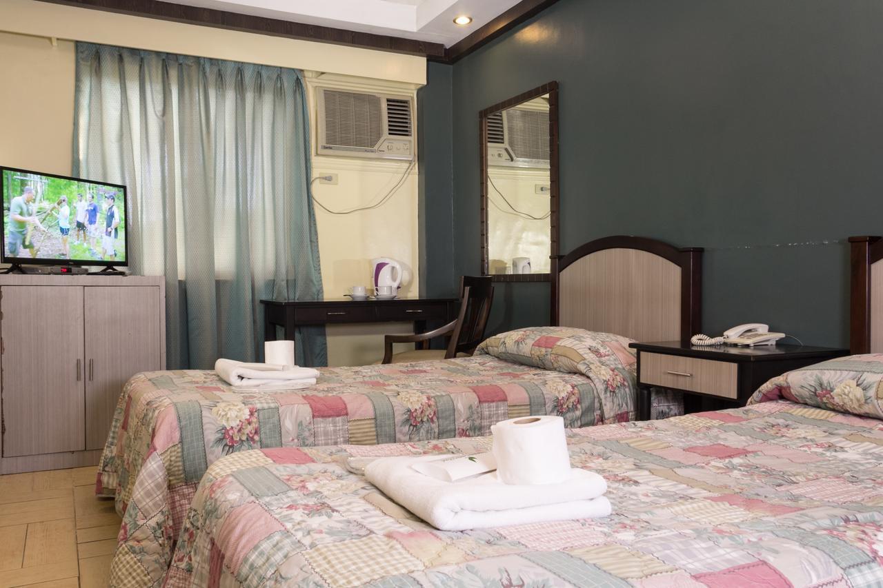 Tagaytay Country Hotel Тагайтай Экстерьер фото