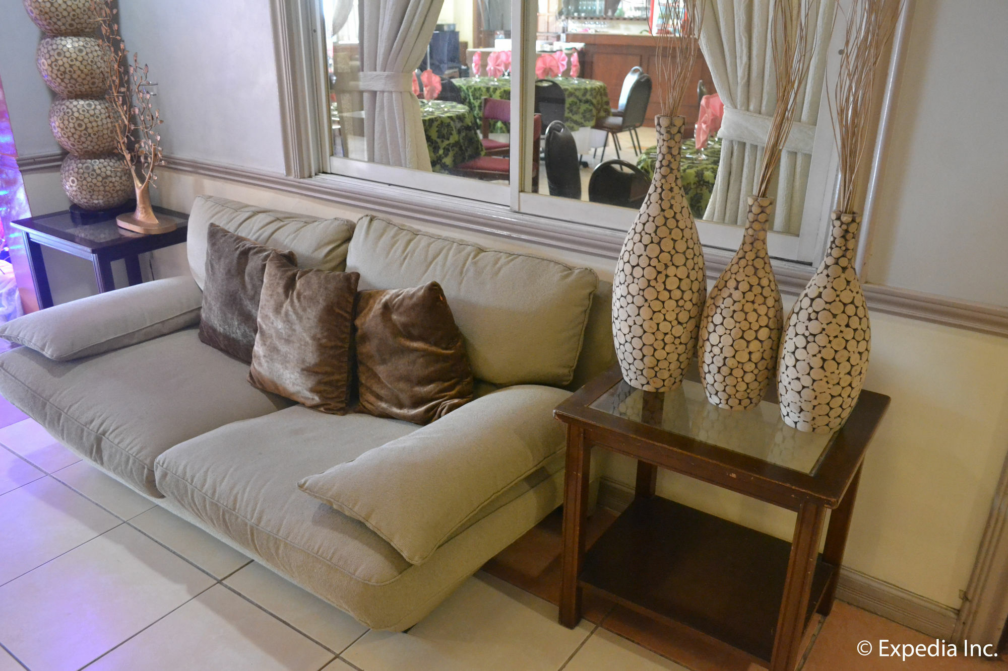Tagaytay Country Hotel Тагайтай Экстерьер фото